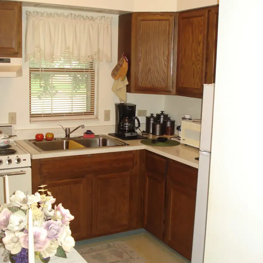 Illinois Presbyterian Home Communities - DeCastro Apartments in Jacksonville IL - Springfield IL