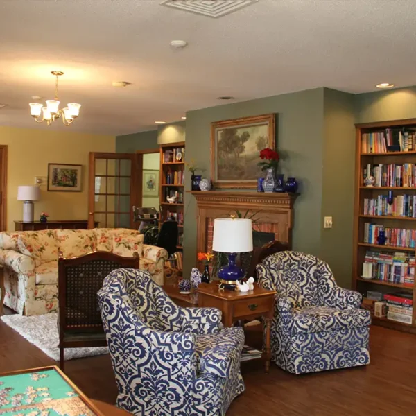 Illinois Presbyterian Home Communities - Fair Hills Residence, apartment parlor - Springfield IL